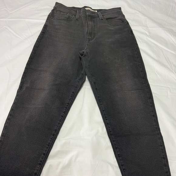 Levis mom jeans - Picture 6 of 6